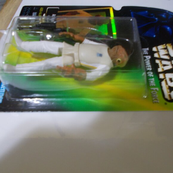 Admiral Ackbar with Comlink Wrist Blaster Star Wars Figure KENNER TOYS NEW - Picture 4 of 9